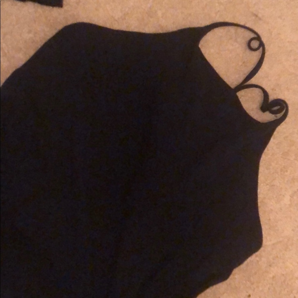 Lululemon all black tee